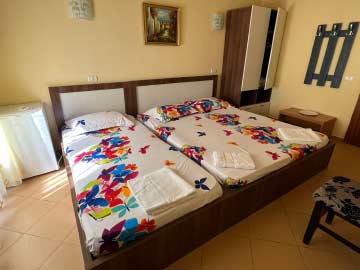 cameratripla cameratripla